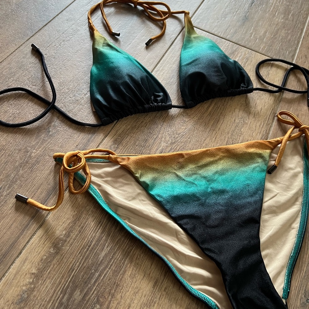 Victoria’s Secret, ombré bikini, medium